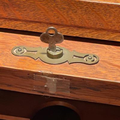 D31-Roll top desk