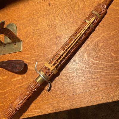 D36-Bookends, knife, wooden bird + more!!