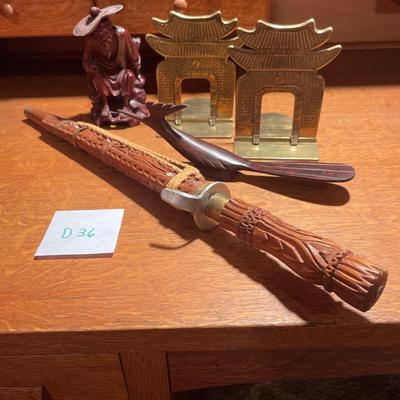 D36-Bookends, knife, wooden bird + more!!