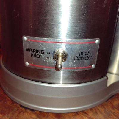 Waring Pro Juice Extractor- Model JEX328