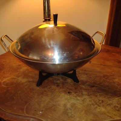 Electric Farberware Wok with Lid