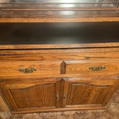 D53-Wine Cabinet