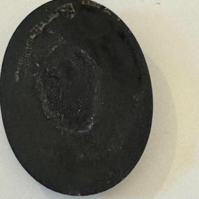 Mourning brooch