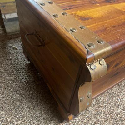 D71-Cedar Chest