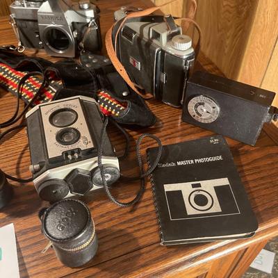 D79-Large Camera Lot