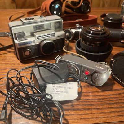 D79-Large Camera Lot