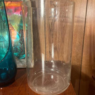 D82- Glass cylinders, vase, And wall art