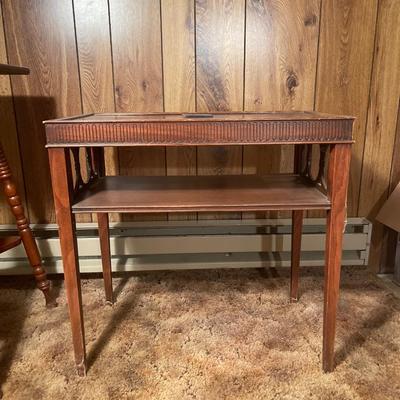 D85-End Table
