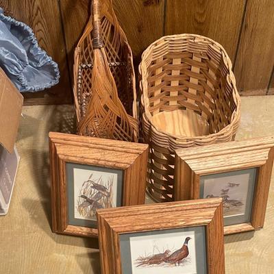 D88- baskets and artwork trio