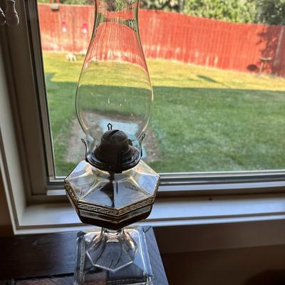 Homesteader Early American Lamp