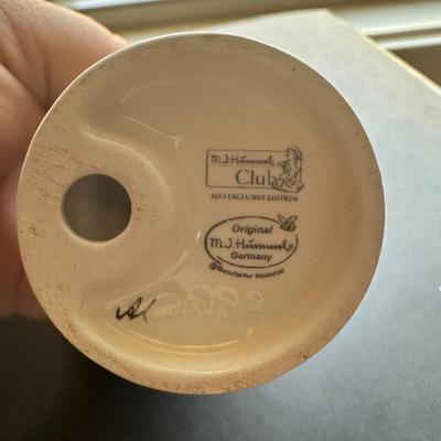 VINTAGE HUMMEL GOEBEL FIGURINE MY LUCKY HEART MEMBERSHIP COLLECTORS 