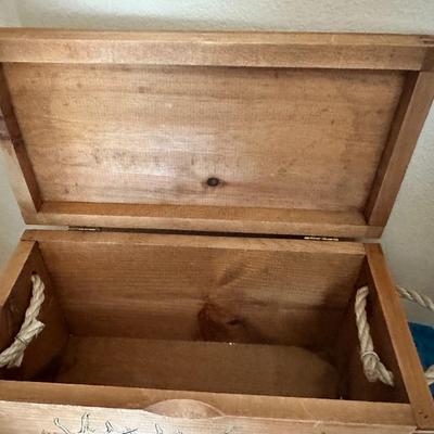 Vintage Lap Joint Wood Storage / Country Decor Box Rope Handles - Deer Painting