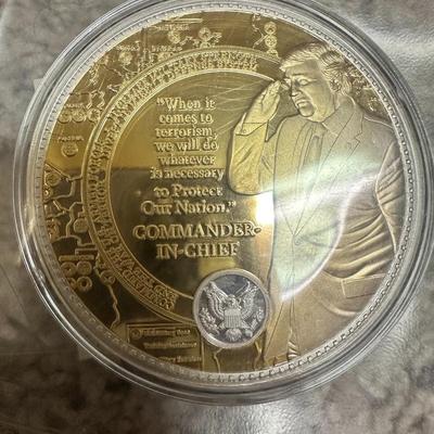 DONALD TRUMP COMMANDER IN CHIEF COLOSSAL COMMEMORATIVE COIN