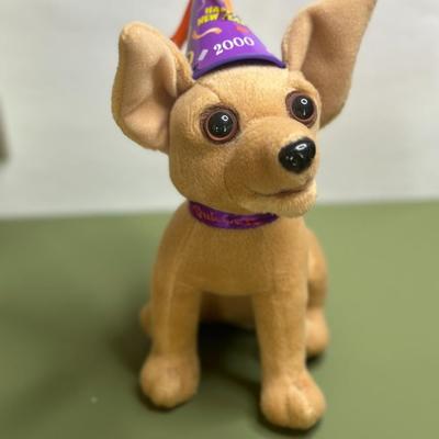 VTG New Year 2000 Taco Bell Talking Chihuahua plush Dog “Happy New Year, Amigos
