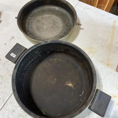 Misc pans