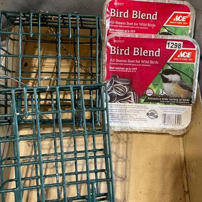 Suet cake feeders