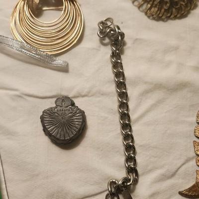 Jewelry lot including Some Vintage Jewelry, Rhinestone brooches, Fuzed Glass