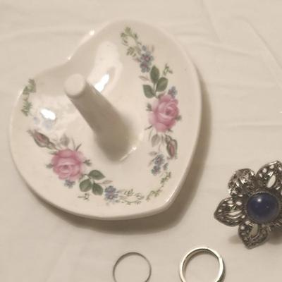 Jewelry lot including Some Vintage Jewelry including Porcelain Ring Holder Heart