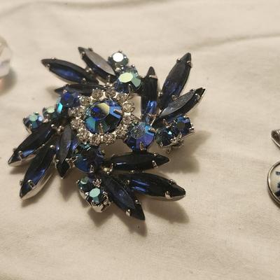 Jewelry lot including Some Vintage Blown Glass Water Drop,Royal Blue Rhinestone