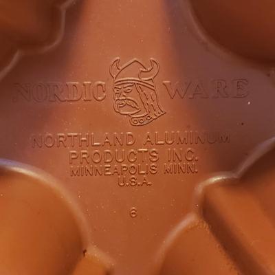 Nordic Ware Bundt Pans and More (K-KD)