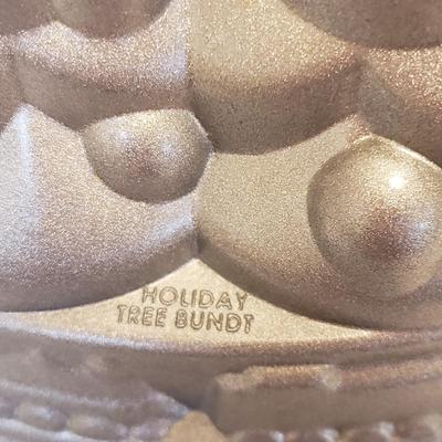 Nordic Ware Bundt Pans and More (K-KD)