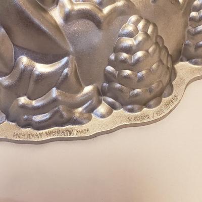 Nordic Ware Bundt Pans and More (K-KD)