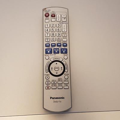 Panasonic DVD Recorder: DVD & VHS Player (LR-KD)