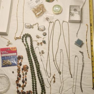 Jewelry lot including Some Vintage Jewelry