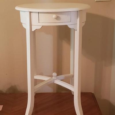 Round Side Table