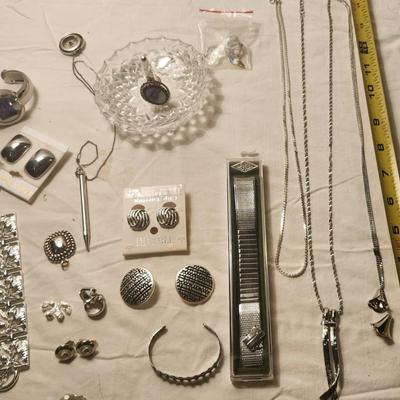 Jewelry lot including Some Vintage Jewelry