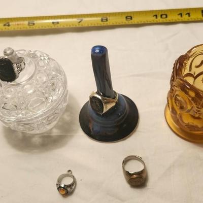 Jewelry lot including Some Vintage Jewelry including Amber Moon & Star Toothpick