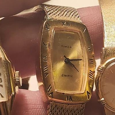 Jewelry lot including Some Vintage Jewelry including Arnex, Timex, Sieko wrist watchses