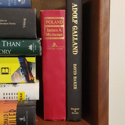 Books and Pacific DVD Set about Wars and History (LR-KD)