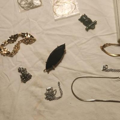 Jewelry lot including Some Vintage , believe it is Green Jade Carved Owl Lucky Charm