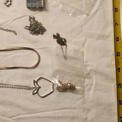 Jewelry lot including Some Vintage , believe it is Green Jade Carved Owl Lucky Charm