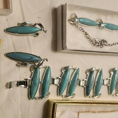 Jewelry lot including Some Vintage Jewelry including ,Turquoise Bracelet, necklace and earrings