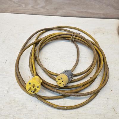 Assortment of Extension Cords (WS-JS)