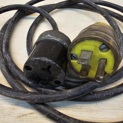 Assortment of Extension Cords (WS-JS)