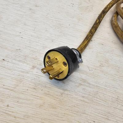 Assortment of Extension Cords (WS-JS)
