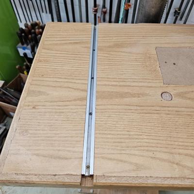 Central Machinery 16 Speed Drill Press & Accessories (WS-JS)