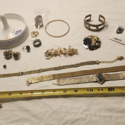 Jewelry lot including Some Vintage including Ladies Vulcain Adjustable Mesh Vntg Swiss 17 Jewel