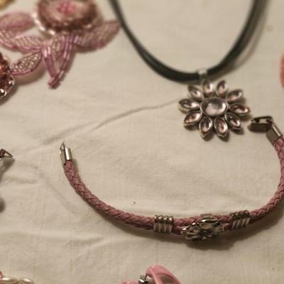 Jewelry lot including Some Vintage Jewelry including Pink Fenton ring holder