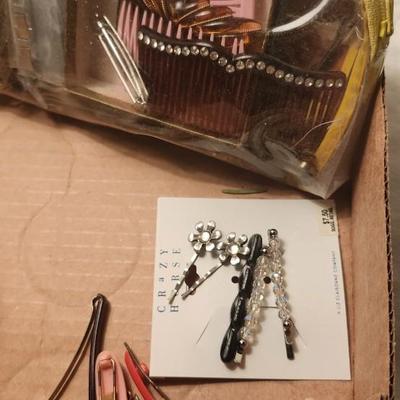 Jewelry lot including Some Vintage Jewelry including Arnel's ceramic trinket box