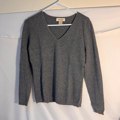 100% Cashmere Sweaters and More - Women’s Size Small to Medium (P-DZ)