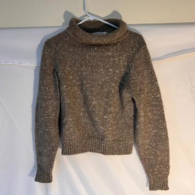 100% Cashmere Sweaters and More - Women’s Size Small to Medium (P-DZ)