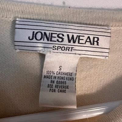 100% Cashmere Sweaters and More - Women’s Size Small to Medium (P-DZ)