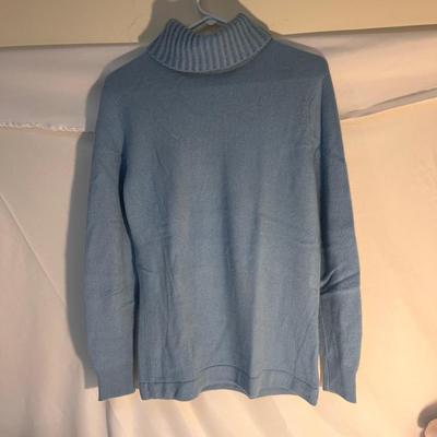 100% Cashmere Sweaters and More - Women’s Size Small to Medium (P-DZ)