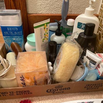 U4-Miscellaneous Bathroom Lot