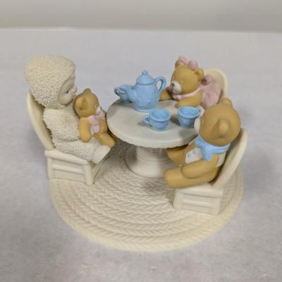 Snowbabies Department 56 "Teddy Bear Tea" Figurine