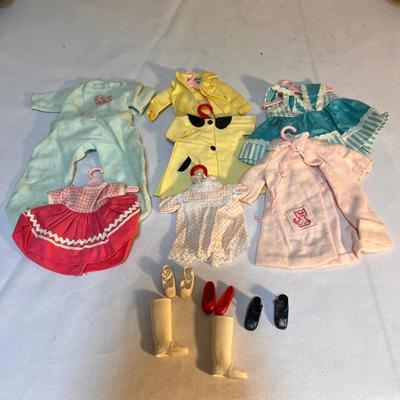 Jack and The Bean-Stalk Pop-Up Book and Other Vintage Kid’s Items (P-DZ)